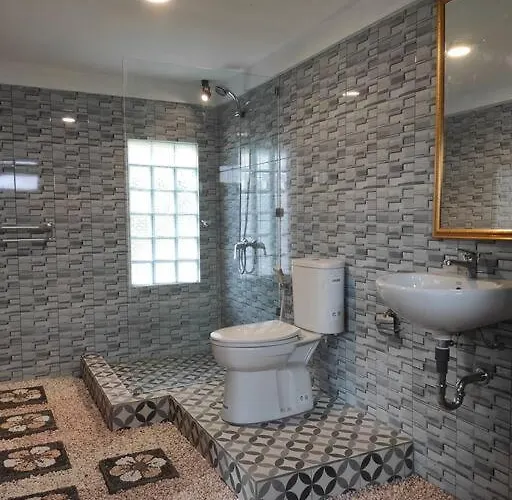 Tegeswoodhouse,private Pool,two Bedrooms And Free Wifi Vakantiehuis *