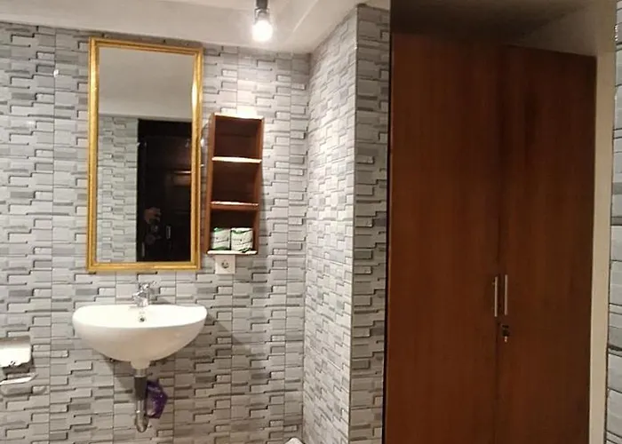 Tegeswoodhouse,private Pool,two Bedrooms And Free Wifi